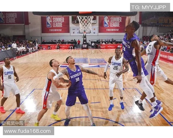 国王与热火激战夏季联赛新星争夺战精彩回顾与分析