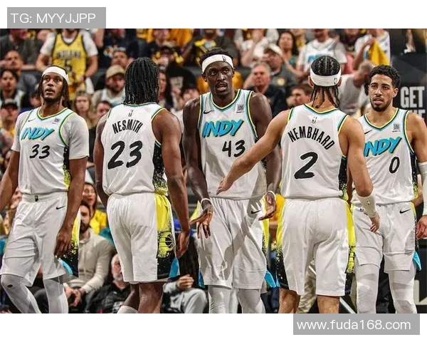 步行者与鹈鹕激战正酣比分悬念不断引人关注